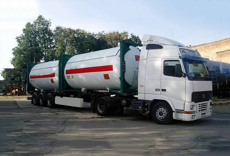 Стоимость отправки спец. грузов И другого из Киров в Нефтекамск