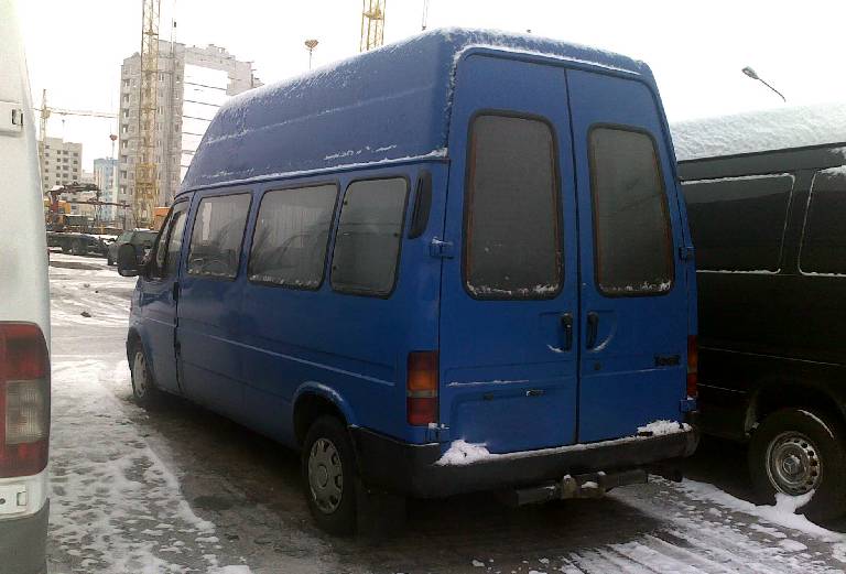 Заказ машины для перевозки людей из Волоколамск в Москва